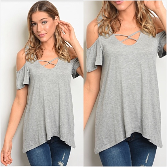 Sexy Sassy Flowy Cold Shoulder Top SM - Picture 4 of 5